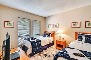 Lakeview Condo w/ Resort Pool: 2 Miles to Golf!