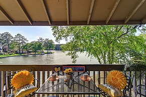 Lakeview Condo w/ Resort Pool: 2 Miles to Golf!