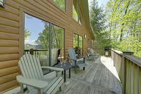 Cozy Bryson City Cabin w/ Mountain Views!