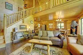 Cozy Bryson City Cabin w/ Mountain Views!