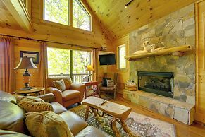 Cozy Bryson City Cabin w/ Mountain Views!