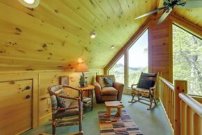 Cozy Bryson City Cabin w/ Mountain Views!