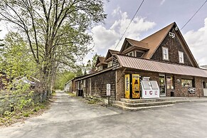 Bolton Landing Cottage w/ Deck, Walk to Beach!