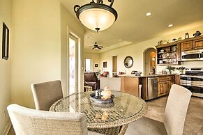 Casa Sol House w/ Deck in Crystal Beach!