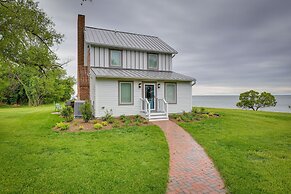Waterfront Maryland Vacation Home: Private Beach!