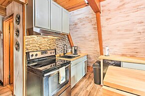 Lake Hamilton Cabin: Boating Getaway!