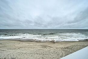 Ocean Dunes Kure Beach Condo w/ Balcony & Pool