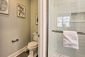 Steps to Sand: Hilton Head Retreat w/ Pool Access!