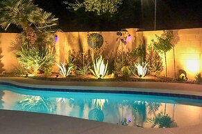 Elegant Peoria Home: Pool, Putting Green, Fire Pit