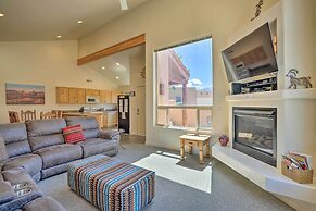 Moab Townhome w/ Pool Access + Stunning Mtn Views!