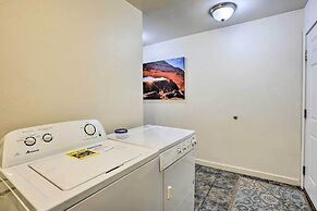 Moab Townhome w/ Pool Access + Stunning Mtn Views!