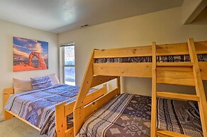 Moab Townhome w/ Pool Access + Stunning Mtn Views!