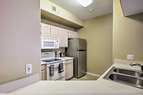 Condo w/ Pool Access, 5 Mi to Tempe Diablo Stadium