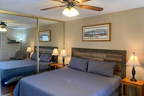 Lake Havasu City Home: Pool & Hot Tub Access!