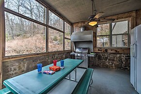 'waters Edge': Home on Shore of Beaver Lake!