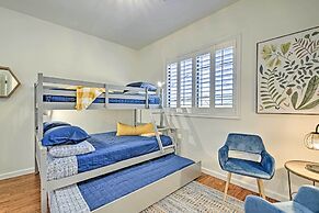 Upscale Phoenix Abode: Walk to South Mountain Park