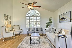 Upscale Phoenix Abode: Walk to South Mountain Park