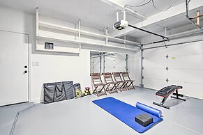 Upscale Phoenix Abode: Walk to South Mountain Park