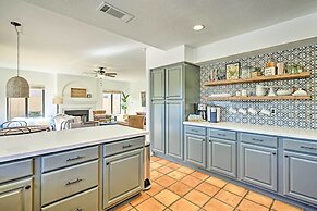 Upscale Phoenix Abode: Walk to South Mountain Park