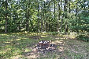 Upscale Family Cottage < 1 Mi to Higgins Lake