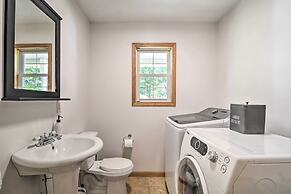 Upscale Family Cottage < 1 Mi to Higgins Lake