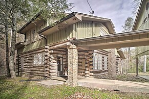 Tranquil Smoky Mountain Cabin w/ Porch & Fire Pit