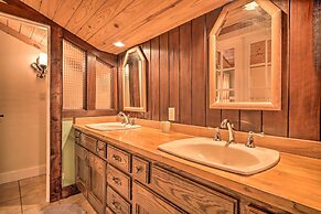 Tranquil Smoky Mountain Cabin w/ Porch & Fire Pit