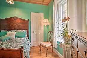 Tranquil Smoky Mountain Cabin w/ Porch & Fire Pit