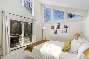 Catskill Getaway on 6 Acres With Swimming Pond!