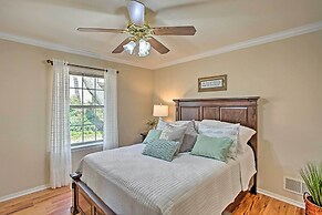 Large Waterfront Lake Palestine Home w/ Deck, Dock