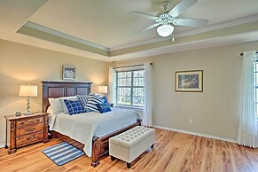 Large Waterfront Lake Palestine Home w/ Deck, Dock