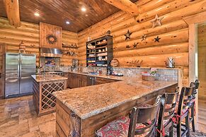Legacy Mountain Lodge on 40-acre Ranch w/ Views!