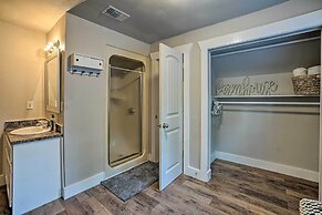 Peaceful Broken Bow Cottage w/ Fire Pit!