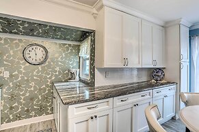 Breezy Murrells Inlet Condo w/ Deck: Walk to Beach