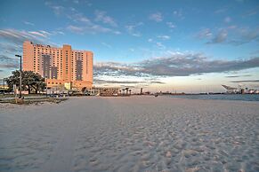 Charming Gulfport Getaway Only 3 Blocks to Beach!