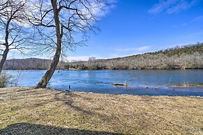Idyllic Cotter Escape: Steps to White River!