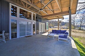 Idyllic Cotter Escape: Steps to White River!