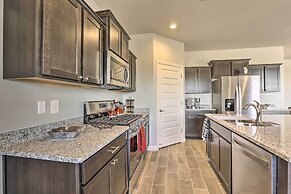 Inviting Sahuarita Home < 5 Mi to Lake Park!