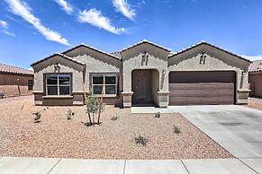 Inviting Sahuarita Home < 5 Mi to Lake Park!