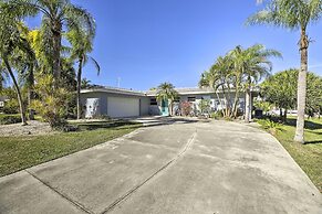 Canalfront Cape Coral Home With Dock & Bbq!