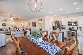 2 Mi to State Farm Stadium: Phoenix Retreat