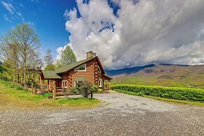 True Log Cabin w/ Game Room, Year-round Views
