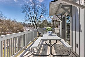 Downtown Brevard Retreat With Fire Pit & Deck!
