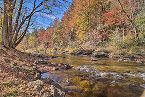 Creekside Retreat w/ Deck, 18 Miles to Wolf Ridge