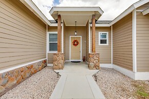 Vistas Bonitas Home w/ Patio: 7 Mi to Snowbowl!