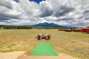 Vistas Bonitas Home w/ Patio: 7 Mi to Snowbowl!