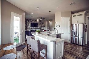 Vistas Bonitas Home w/ Patio: 7 Mi to Snowbowl!