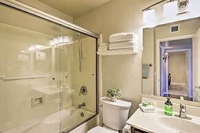 Boat Dock & Pool: Lakefront Glendale Getaway!