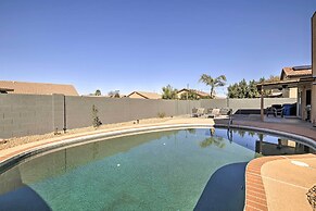 Gilbert Home w/ Private Pool & Putting Green!