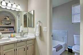 Gilbert Home w/ Private Pool & Putting Green!